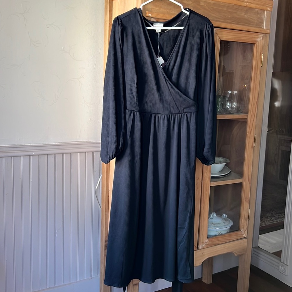 Ava & Viv 1X Dress Black Midi